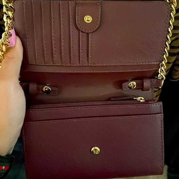 Michael Kors Wine Red Crossbody Bag with Gold Chain - Picture 2 of 3